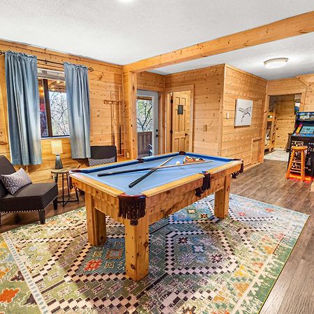 The Family Stone Luxe Cabin Sleeps 12 Hot Tub Dogfriendly Dollywood Pigeon Forge Exteriér fotografie
