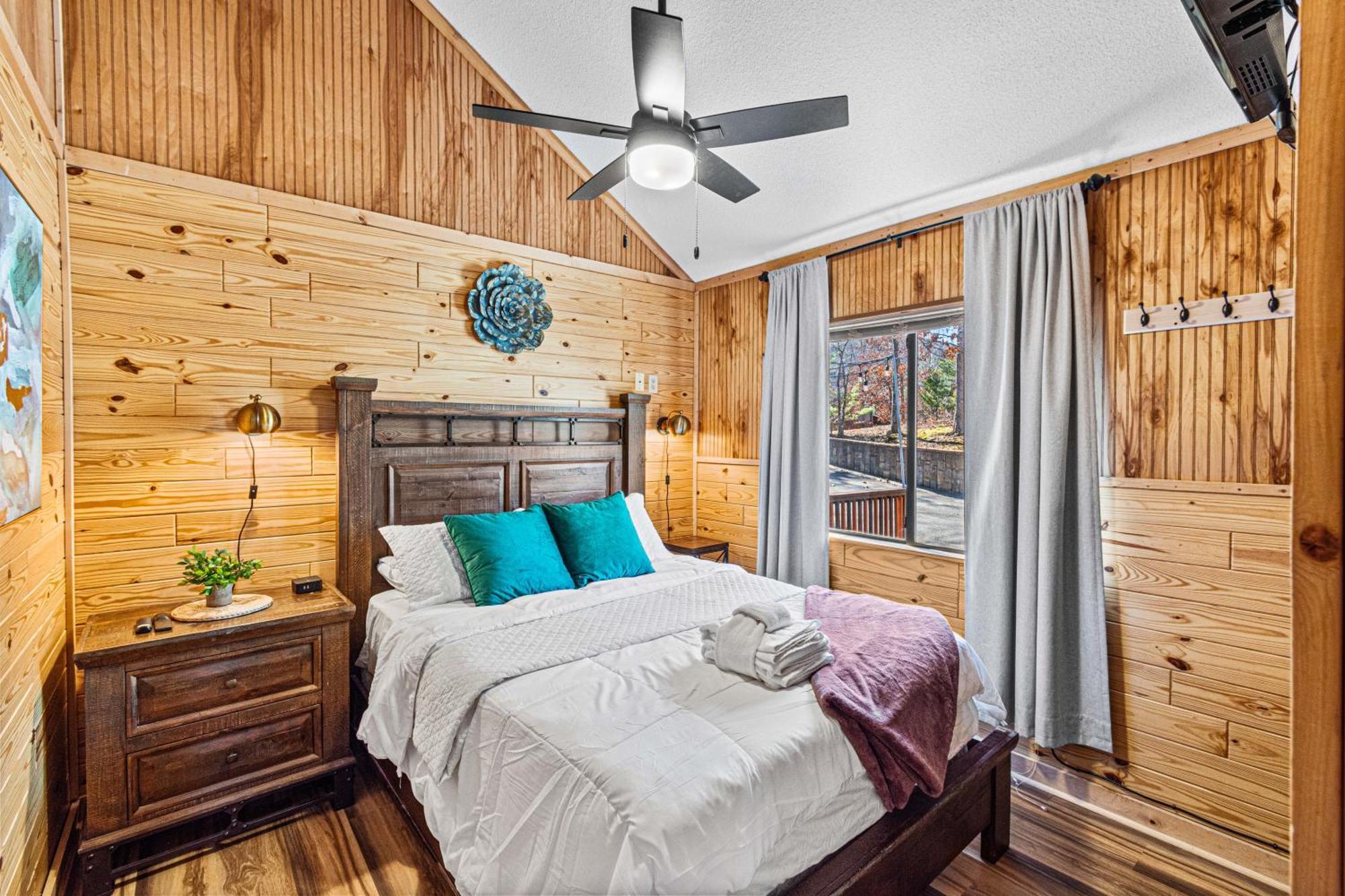 The Family Stone Luxe Cabin Sleeps 12 Hot Tub Dogfriendly Dollywood Pigeon Forge Exteriér fotografie